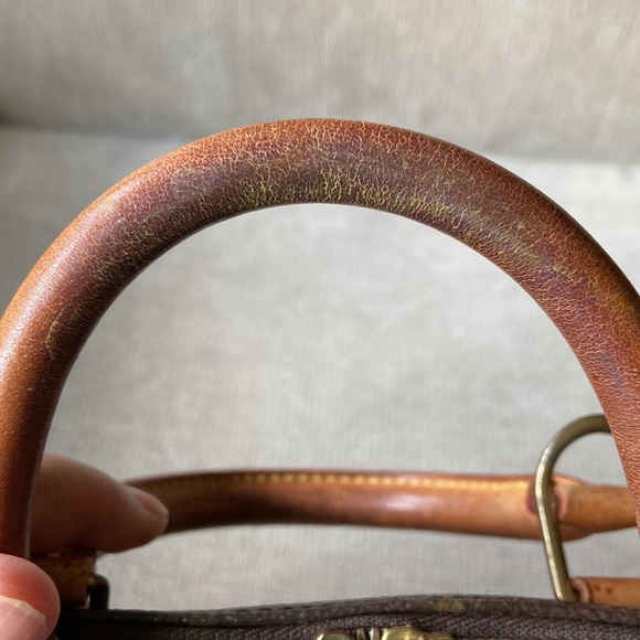 Louis Vuitton alma - Picture 7 of 16